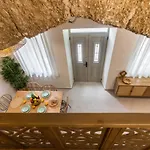 Mounouria House *