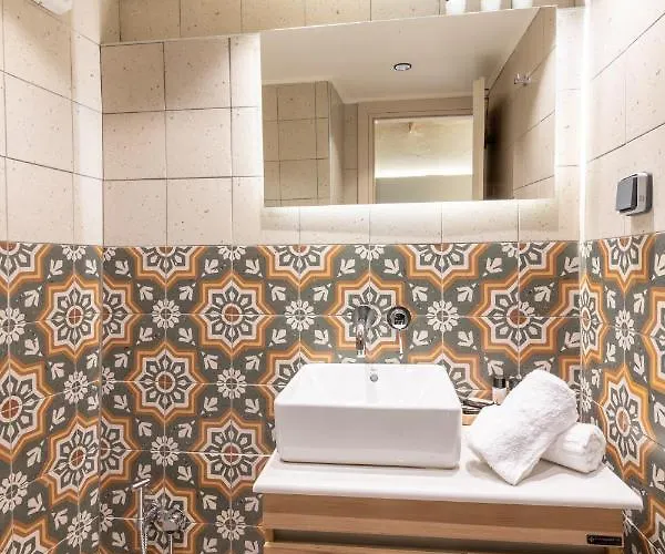 Mounouria House Tatil Evi