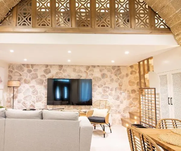 Holiday home Mounouria House *